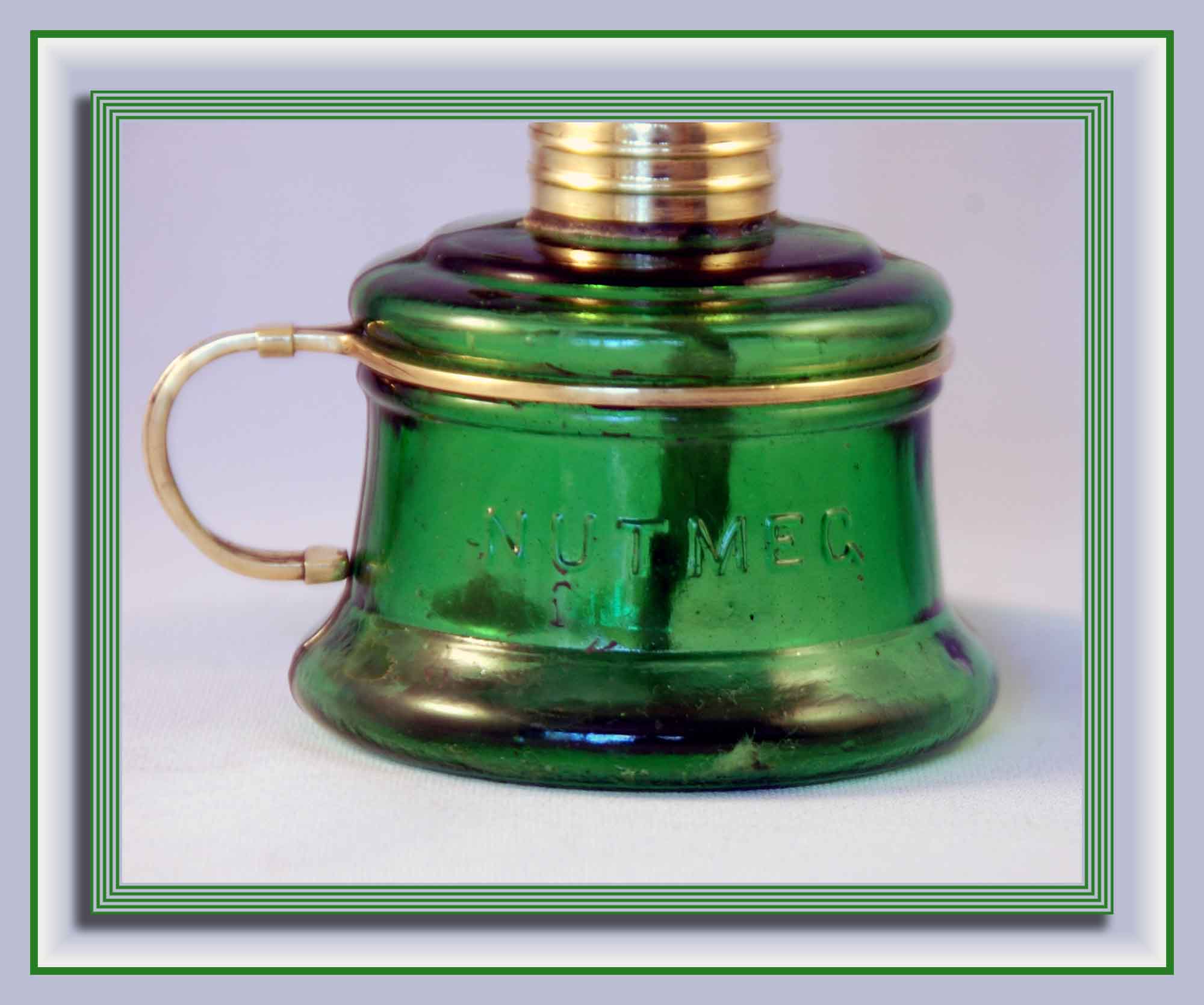 Antique Emerald Green NUTMEG Miniature Oil Lamp with Green Chimney, S1