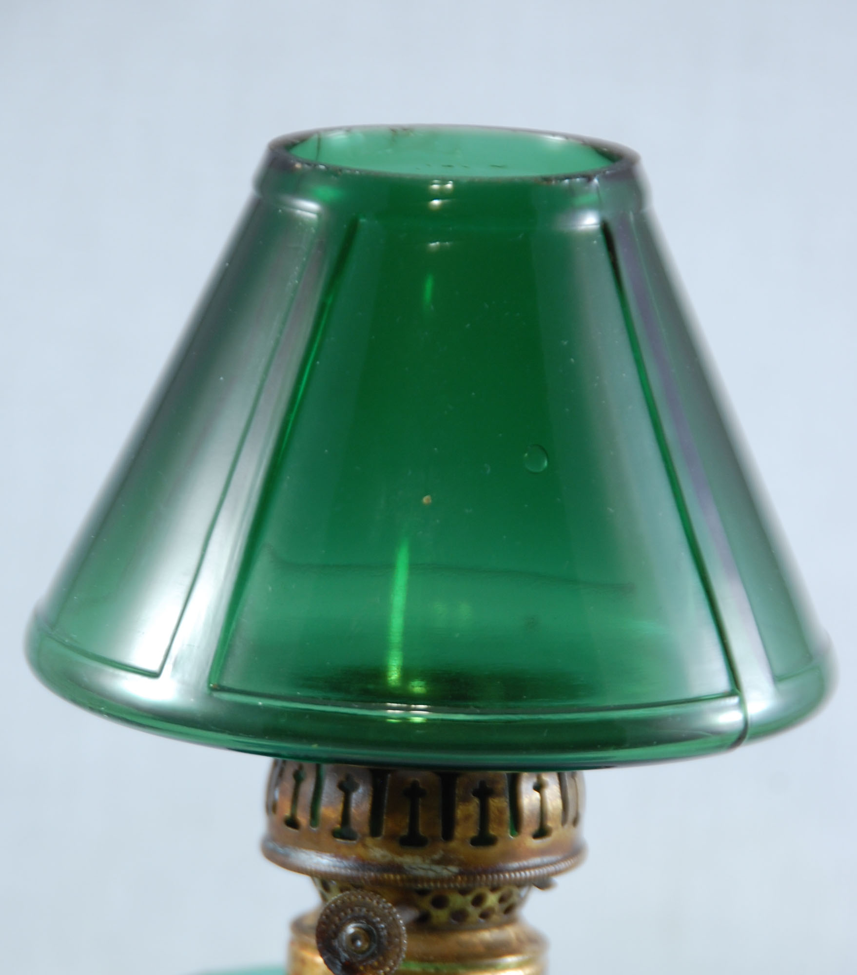 Antique Emerald Green Miniature Oil Lamp, S1138 eBay